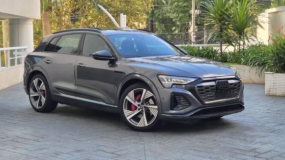 AUDI Q8 E-TRON 55 ELÉTRICO LAUNCH EDITION QUATTRO AUDI Q8 E-TRON 55 ELÉTRICO LAUNCH EDITION QUATTRO